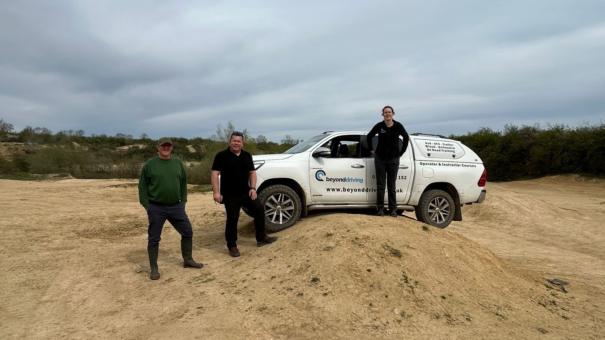 Beyond Driving instructors and delegates during Lantra 4x4 course for APHA