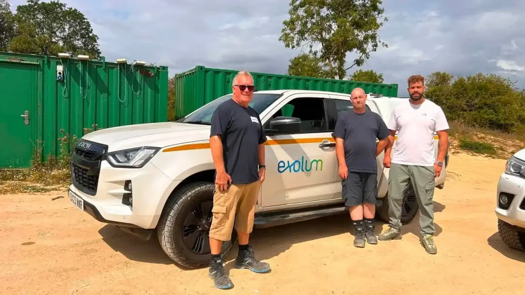     Beyond Driving instructor with Exolum delegates during nationwide Lantra 4x4 operator training programme
